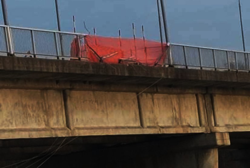 Dramatično na mostu bana Jelačića – vozačica pukom srećom nije završila u Dravi
