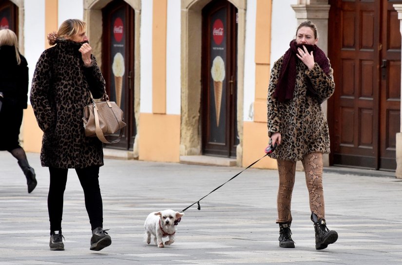 FOTO Naglo zahlađenje prorijedilo subotnju varaždinsku špicu