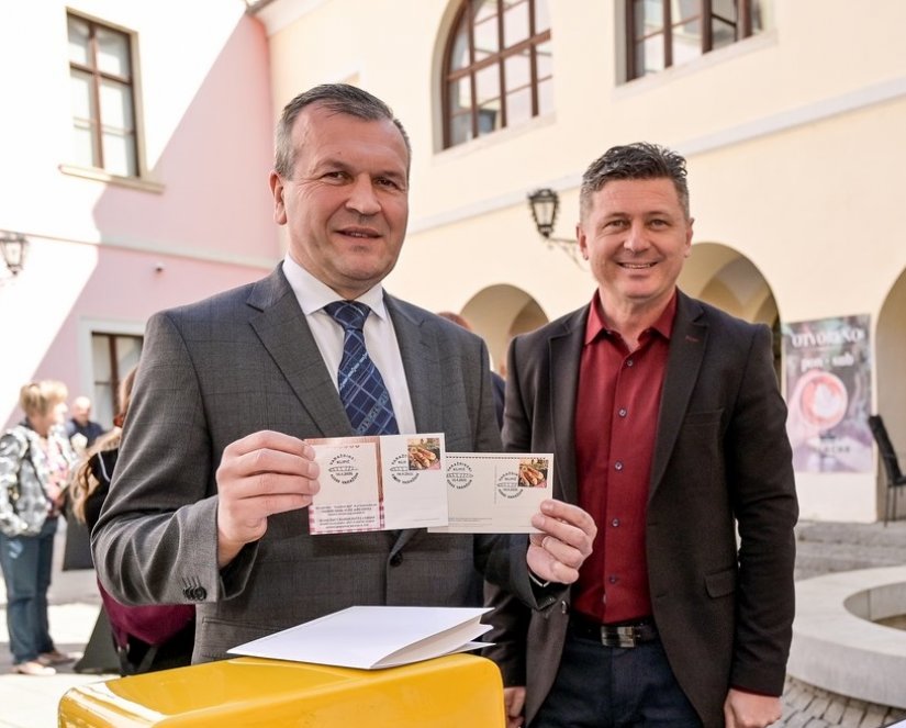 FOTO U Županijskoj palači promovirana jedinstvena poštanska marka - Varaždinski klipič