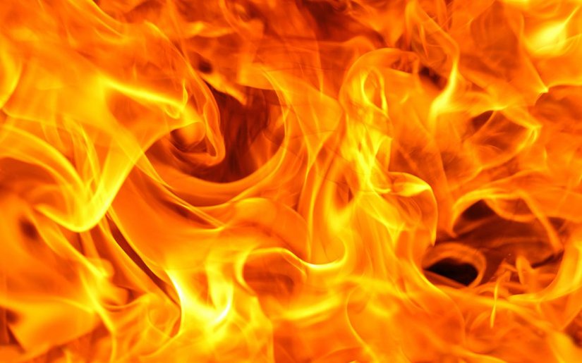 Vatrogasci u Bartolovcu ugasili požar u kući, jedna osoba preminula