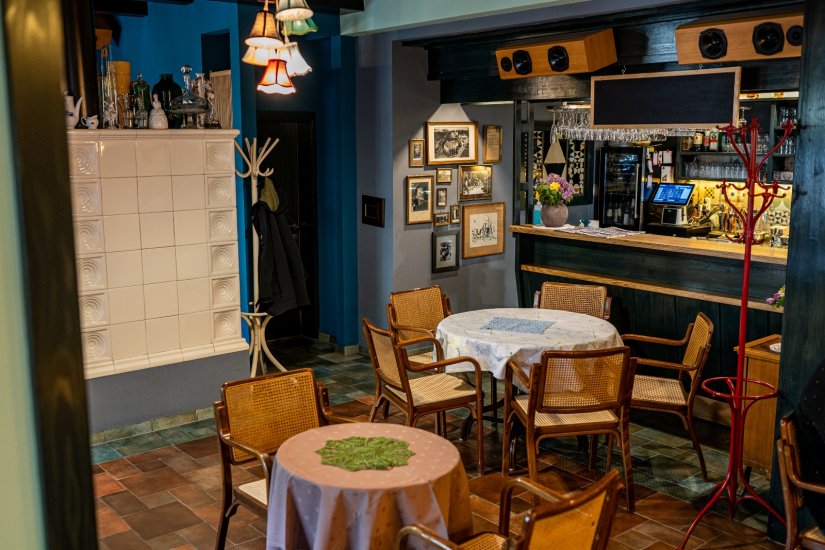 BISTRO BE&Scaron;KA Svratite u &scaron;armantni bistro u sredi&scaron;tu Čakovca koji nudi i zanimljivu gastro ponudu