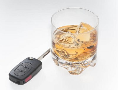 U Breznici 23-godišnjak vozio pijan s 1.98 promila alkohola