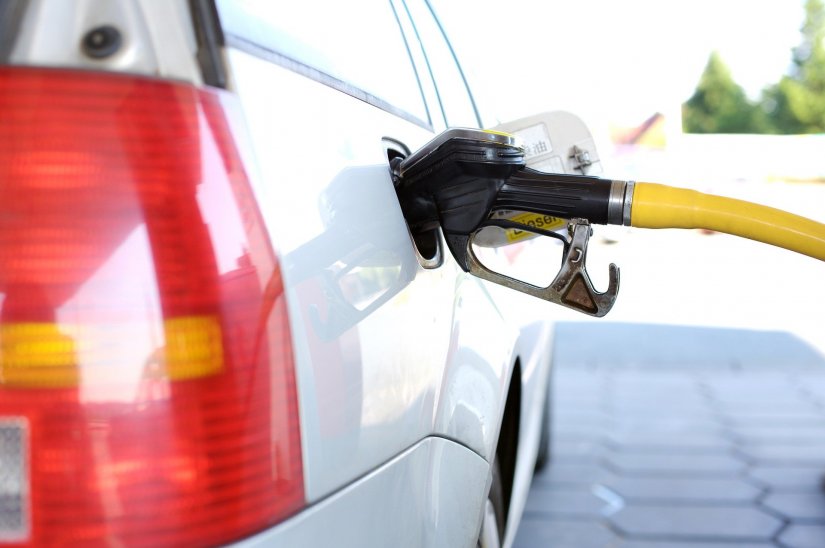 Od sutra opet rast cijena goriva, a najviše će poskupjeti benzin