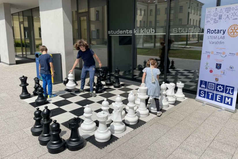 FOTO 7. Rotary šahovski turnir održan u studentskom domu