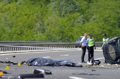 Na autocesti udario u vozilo sa 143 km/h zbog vrištanja kćeri!?