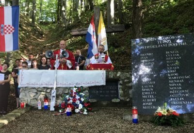 Danas sveta misa i komemoracija kod grobišta u Drvarićevoj šumi