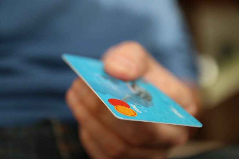 Lopov ukrao karticu korisnici doma za starije i potrošio novce s računa