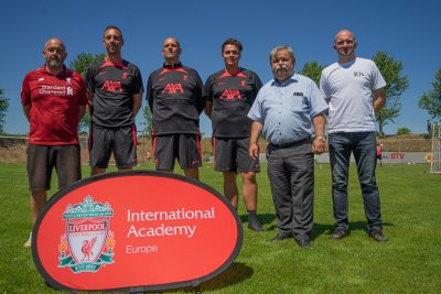 FOTO Cestica ugostila Liverpoolov kamp za mlade nogometaše
