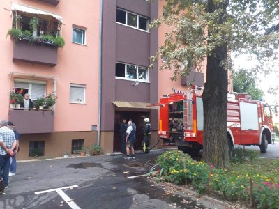 FOTO Požar u stanu u Varaždinu, pronađen mrtav muškarac