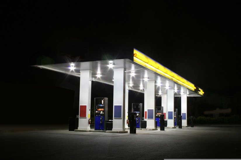 BREZNIČKI HUM S benzinske postaje ukrali bakrene žljebove i cijevi