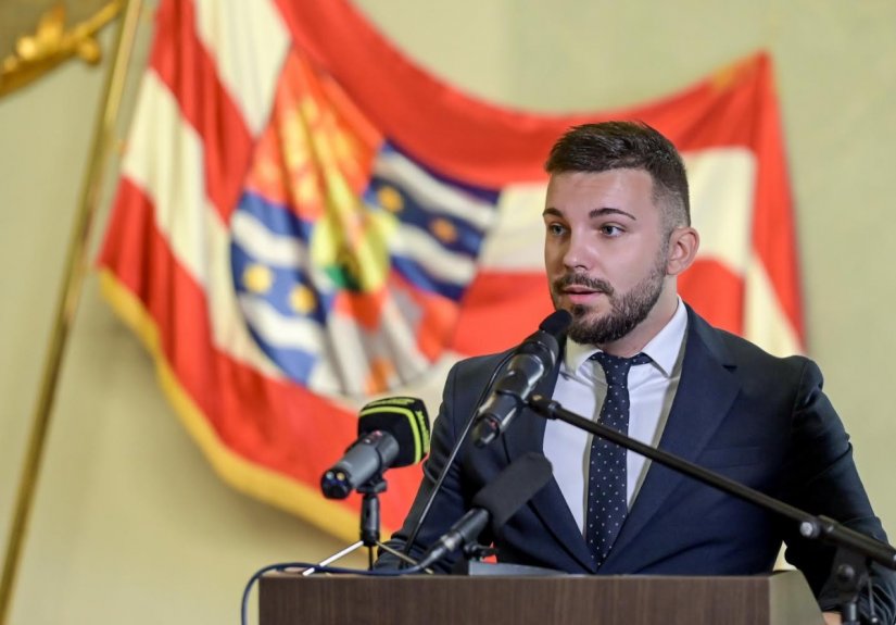 Tin Jurak (HDZ): Mladi - rad i trud se isplate!