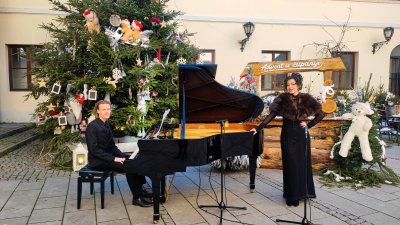 VIDEO Mladi glazbenici u božićnom ugođaju najavili Božićni koncert Glazbene škole