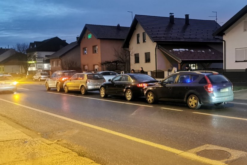 Policija izvijestila o detaljima lančanog sudara u Ulici braće Radić