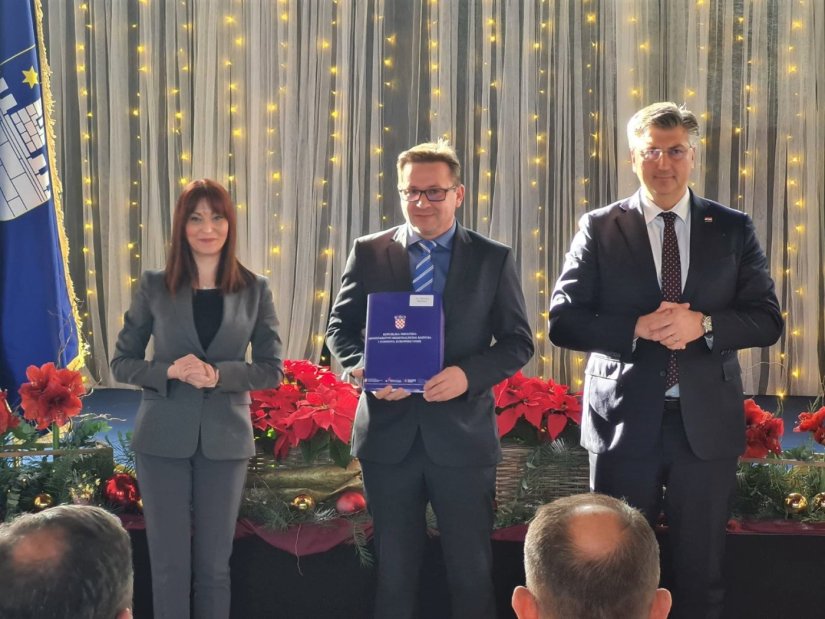 Premijer Plenković i ministrica Tramišak načelniku Poljaku dodijelili ugovor „težak” više od 2,2 milijuna kuna