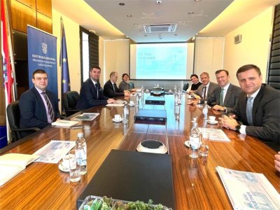 Ministar Filipović održao sastanak s predstavnicima Knauf Grupe o ulaganju oko 120 milijuna eura u Novom Marofu