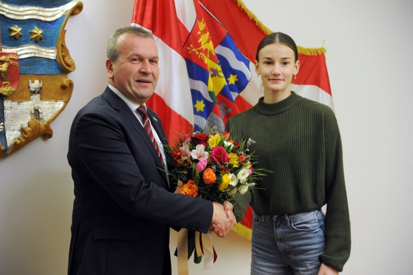FOTO Prijem župana za svjetsku rekorderku: Mijenjamo odluku o nagrađivanju izvrsnih učenika