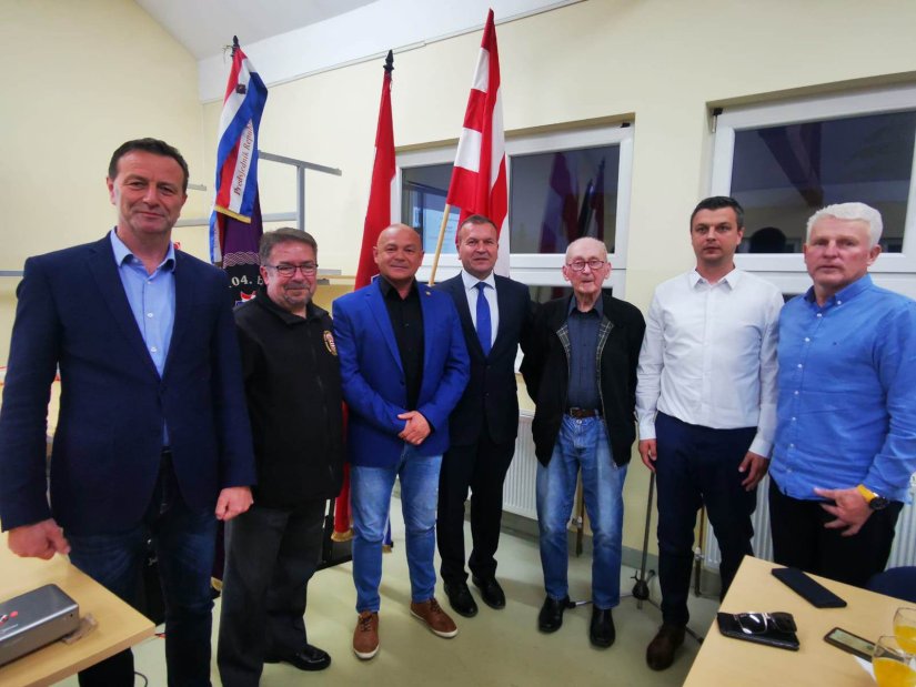 Tihomir Hozmec ponovno izabran za predsjednika Udruge 104. brigade ZNG-HV, podršku dao i župan Anđelko Stričak