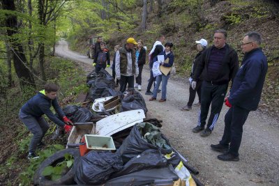 Zelena čistka Ivanec: Oko 600 volontera s nekoliko desetaka lokacija uklanjalo otpad iz prirode