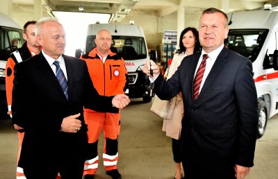 Nastavni zavod za hitnu medicinu Varaždinske županije dobio novih pet sanitetskih vozila