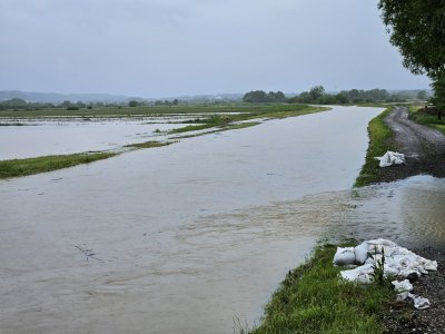 FOTO Božinović u Krkancu, Plitvica poplavila gospodarstvo obitelji Mašić