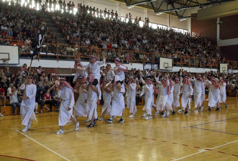 Tradicionalnim plesnim programom od ivanečke srednje škole oprostila se 124 maturanta