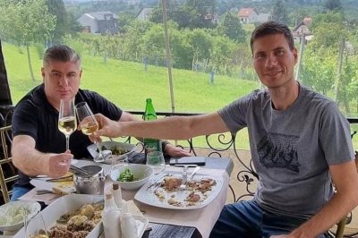 Ivan Pernar nakon povratka iz Zambije svratio u V. Toplice u društvu Velimira Bujanca