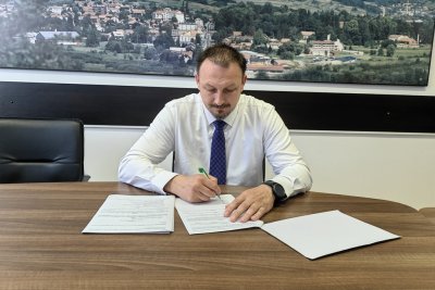 NOVI MAROF Potpisan ugovor vrijedan gotovo 85 tisuća eura za nabavu spremnika za selektirani otpad