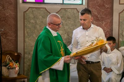 Župnik Siniša Dudašek oprostio se od župljana Župe sv. Mihaela arkanđela Sračinec