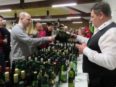 ‘Trsek’ se priprema za Vincekovo, 6. siječnja kreće zaprimanje uzoraka vina