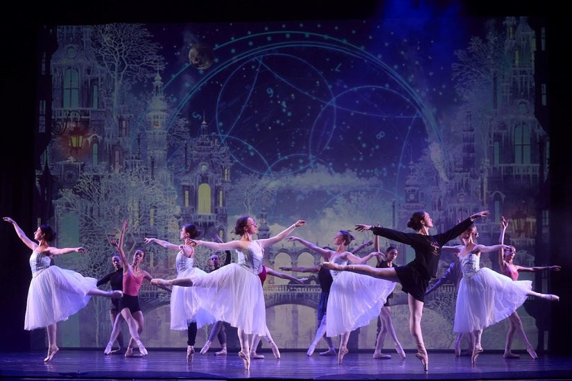 Veliki uspjeh baleta &quot;Snježna kraljica&quot; kojeg je komponirao Davor Bobić: bajka koja je dotakla srca publike