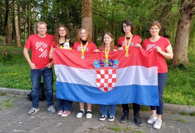 Gimnazijalka Mila Maretić osvojila srebro na Europskoj matematičkoj olimpijadi za djevojke