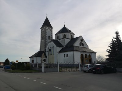 SRAČINEC Uoči 100. obljetnice izgradnje župne crkve sv. Mihaela arkanđela - nova fasada!