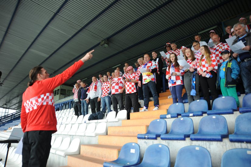 VIDEO/FOTO Spremna je navijačka pjesma za reprezentaciju uz posvetu braniteljima