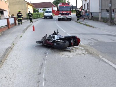 30-godišnji motociklist zadobio ozljede opasne za život u prometnoj nesreći