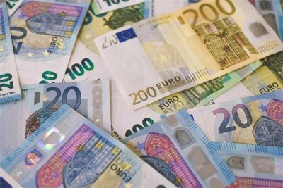 Bankarice lažnim štednjama oštetile banku za gotovo 2 milijuna eura