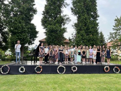 FOTO Učenici Glazbene škole Varaždin u lepoglavskom parku pokazali svoje glazbeno umijeće