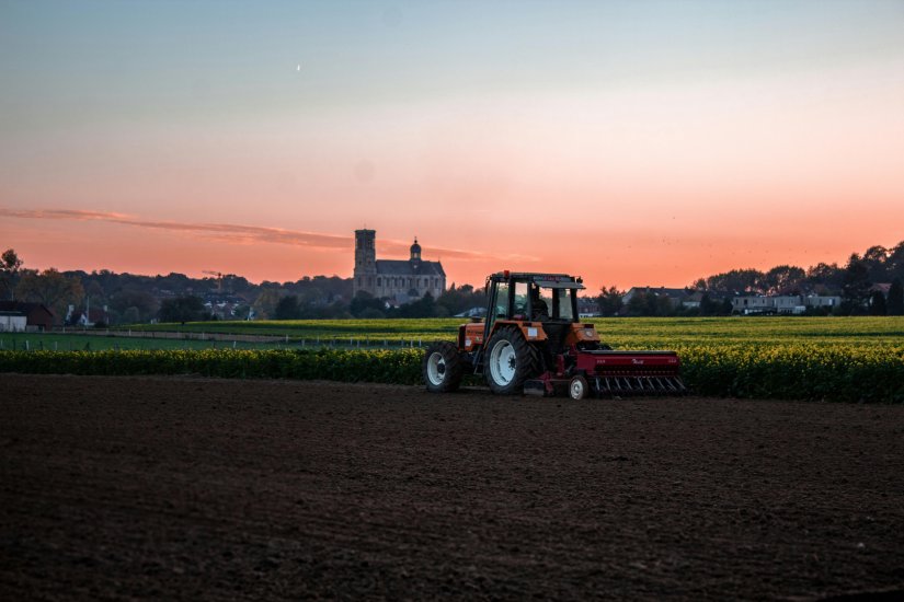 Želio kupiti traktor, a ostao i bez 500 eura i bez traktora