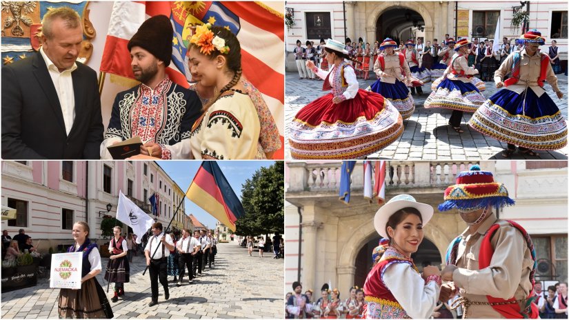 FOTO: Folkloraši zaplesali ispred Županijske palače