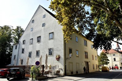 Palača Zakmardy i pravomoćno u vlasništvu Varaždinske biskupije; koja će joj biti namjena?