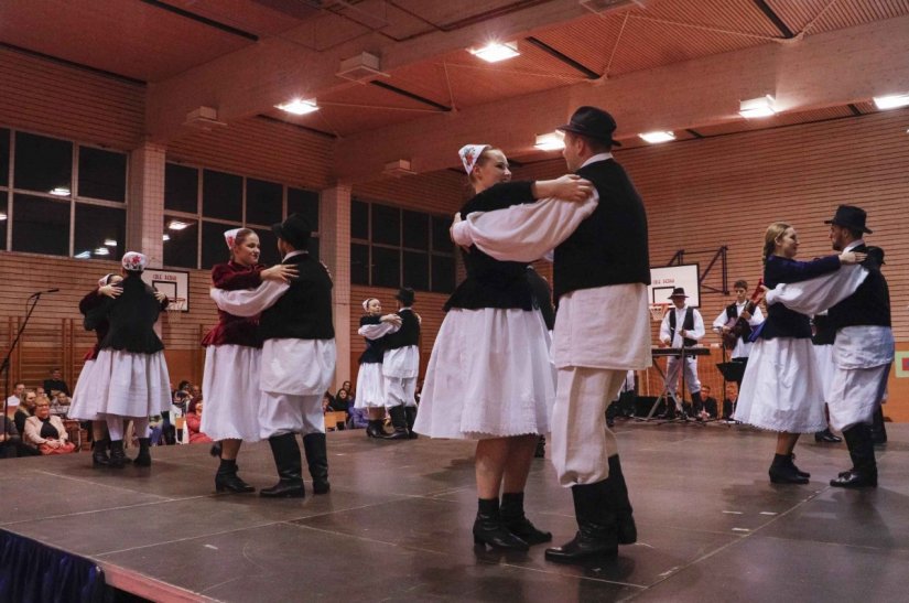 KUD Salinovec sudjeluje na 31. susretu hrvatskih folklornih ansambala i izvornih skupina