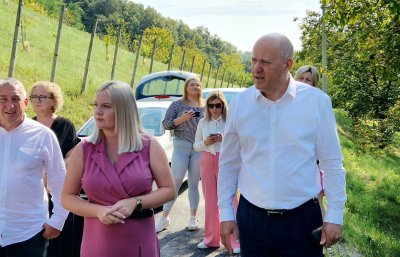 FOTO Potpredsjednik Vlade i ministar Bačić posjetio općinu Donja Voća