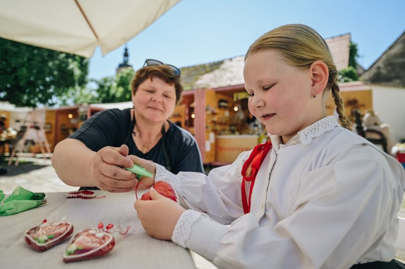 U sklopu Dana europske baštine radionica izrade licitara na Trgu tradicijskih obrta