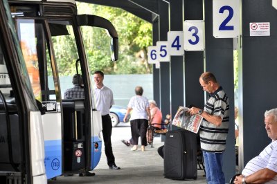 NOVE ŽUPANIJSKE LINIJE Polasci lokalnih autobusa svakih sat vremena!