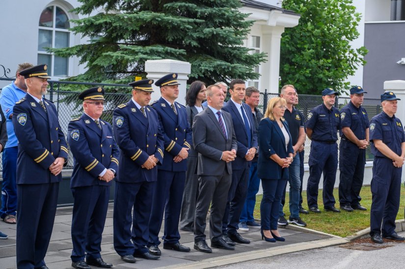 FOTO Obilježena obljetnica odlaska 185 policajaca PU varaždinske u grad heroj