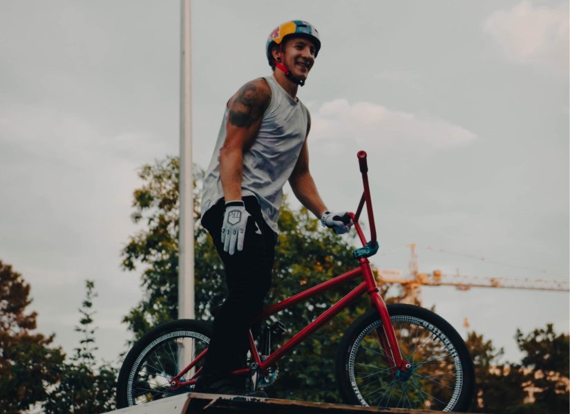 Ovu subotu glasni pucanj izvodi BMX majstor!