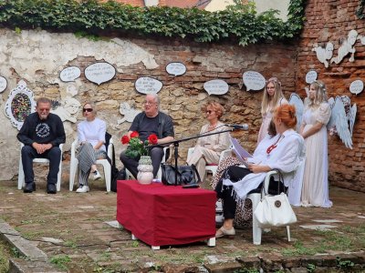 Dan anđela čuvara i najbolje kratke priče u Muzeju anđela