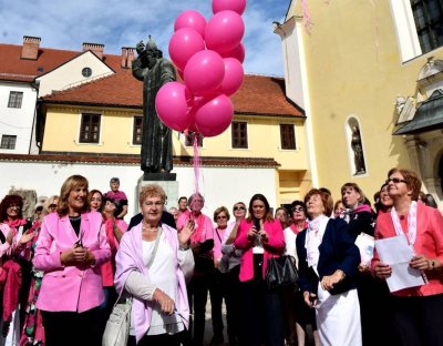 Dan ružičaste vrpce: svaka četvrta žena oboli od raka dojke, ne propuštajte mamografske preglede!