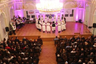 FOTO Puna dvorana HNK Varaždin na godišnjem koncertu KUD-a Hrvatskih željeznica