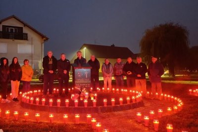 TRNOVEC BARTOLOVEČKI Paljenjem svijeća odali počast poginulim braniteljima povodom Dana sjećanja