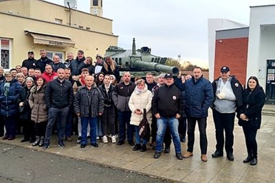 FOTO Novomarofski dragovoljci i veterani Domovinskog rata posjetili Vukovar